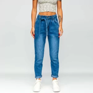 Blåa damjeans jeans 459 kr