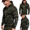 Camouflage hoodie med attityd
