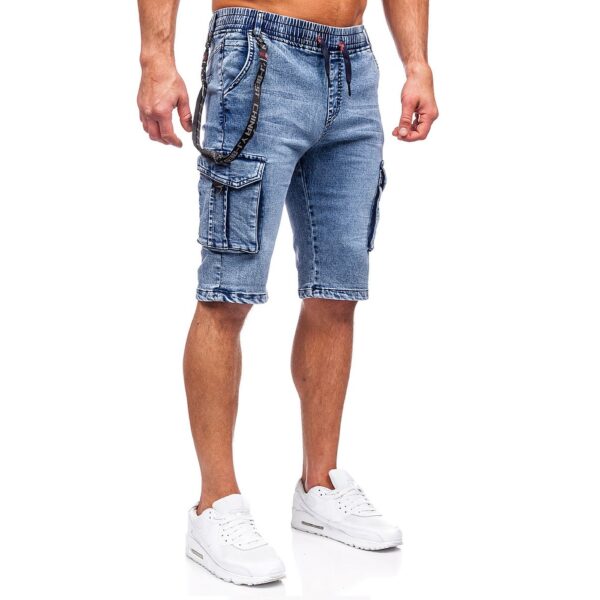 Blåa jeansshorts med extra benfickor från sidan