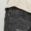 Svarta jeansshorts från JACK & JONES zoom