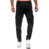 Svarta byxa i cargo modell - Jeans joggers bakifrån