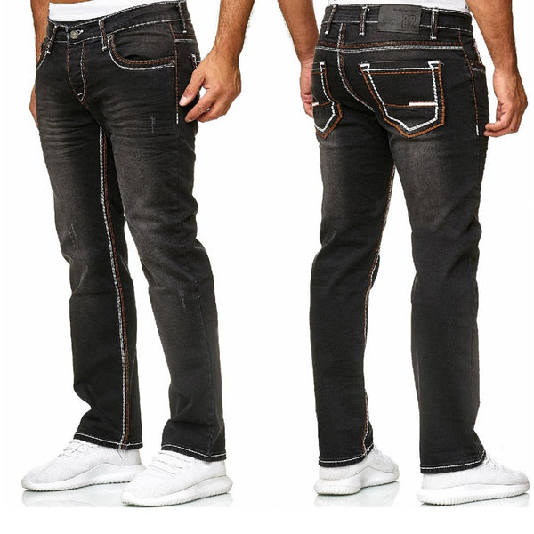 Svarta Jeans med lättare slitningar