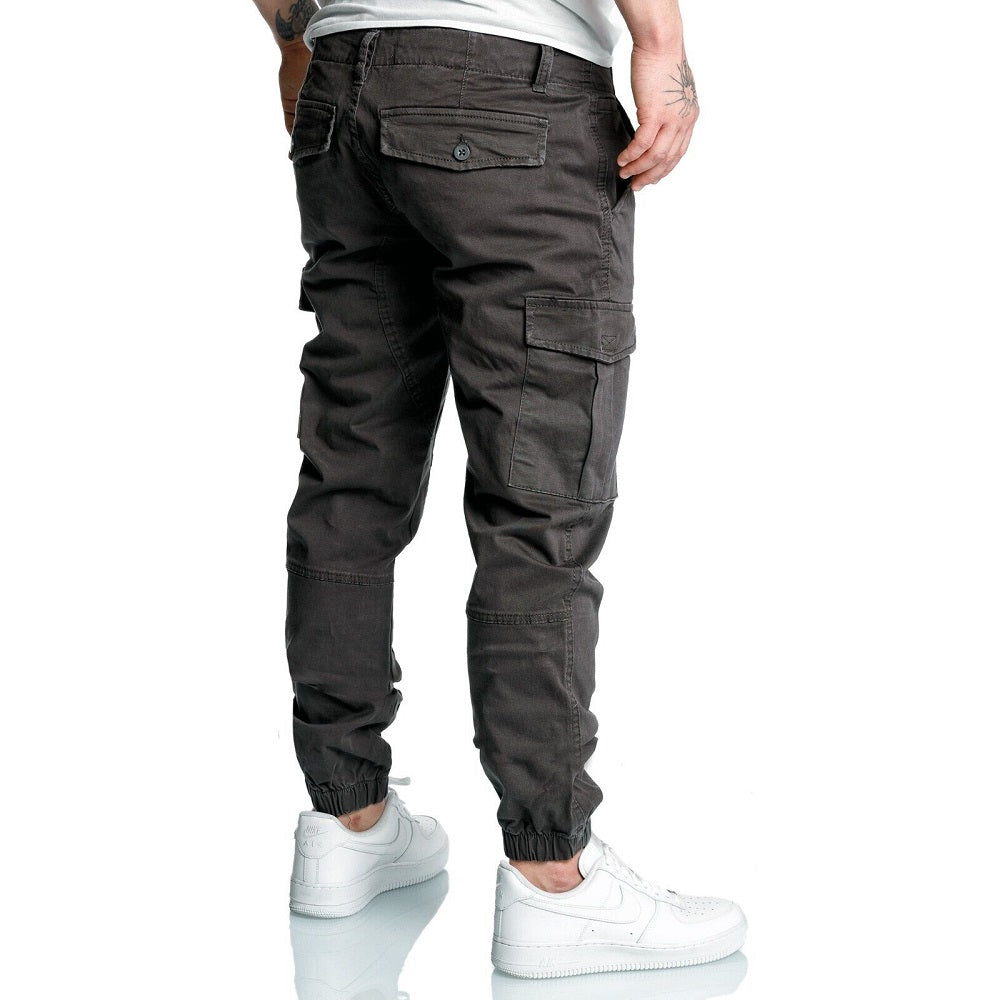 Antracitgråa Chino Joggers 499 kr - Herrbyxor med cargofickor - chinos bakifrån