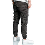 Antracitgråa Chino Joggers 499 kr - Herrbyxor med cargofickor - chinos bakifrån