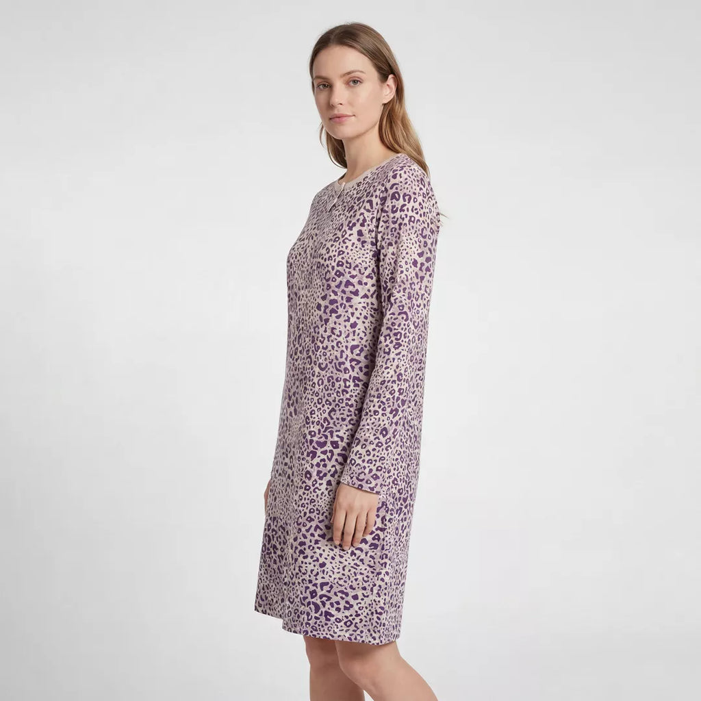 Leopardmönstrat nattlinne för dam med lång ärm och ledig Comfort Fit