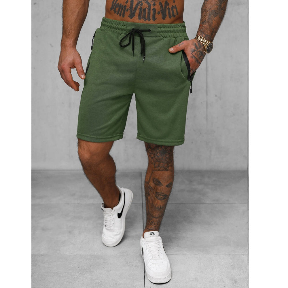 Billiga gröna herrshorts framifrån