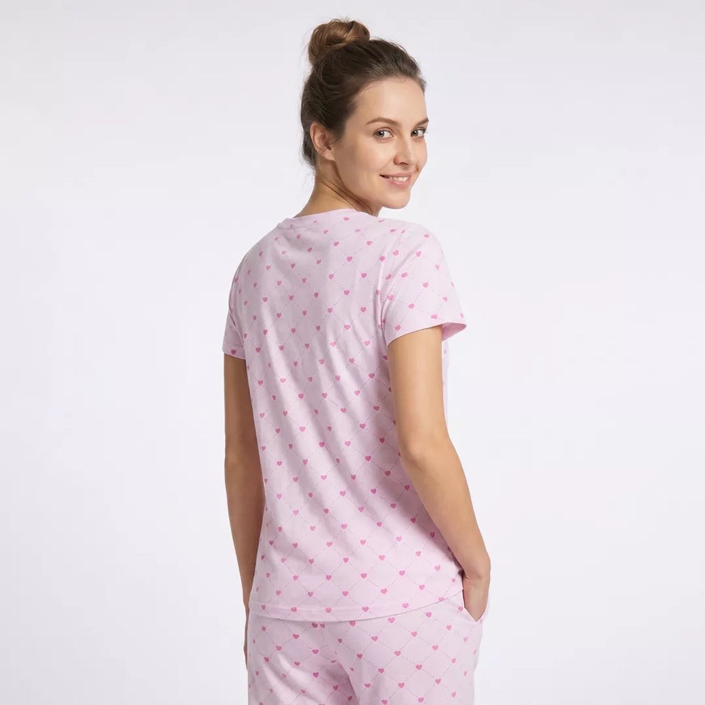 Kortärmad pyjamas dam i 100% bomull från Gaubert med rosa hjärtmönster och långa pyjamasbyxor modell bakifrån