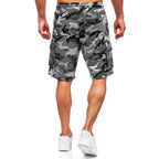 Camouflageshorts med cargofickor - ljusgråa bakifrån