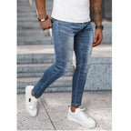 Trendiga slim fit jeans herr framifrån