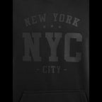 Svart hoodie för herr med ton-i-ton New York NYC-tryck NÄRBILD