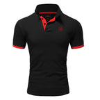 Pikétröja herr -svart stilren piké med röda detaljer