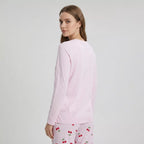 Pyjamas dam 100% bomull sedd bakifrån med långärmad ljusrosa tröja från Gaubert