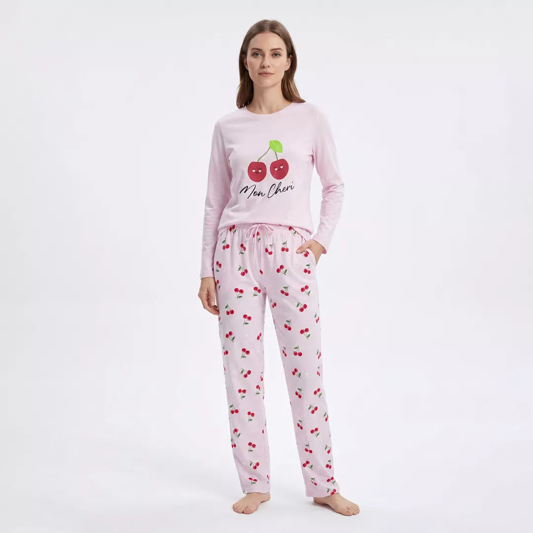 Pyjamas dam 100% bomull från Gaubert med Mon Chéri-motiv och körsbärsmönstrade långbyxor