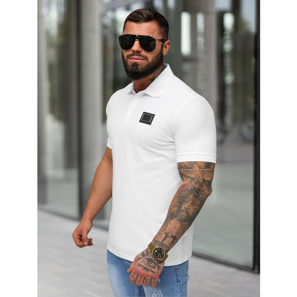 Klassisk Vit Pikétröja - Stilren Bröstpatch