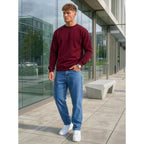 Billig vinröd sweatshirt herr gående modell