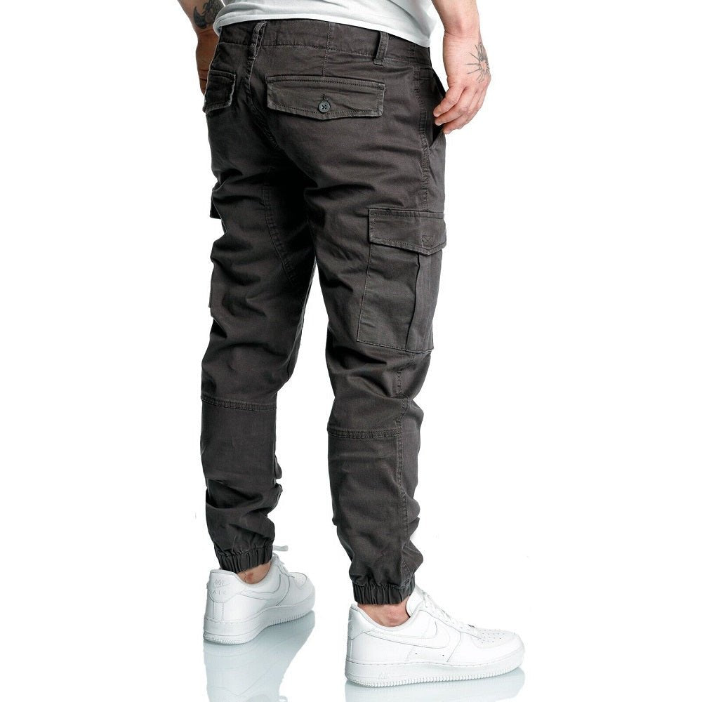 Antracitgråa Chino Joggers 499 kr - Herrbyxor med cargofickor - chinos bakifrån