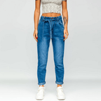Blåa damjeans jeans 459 kr