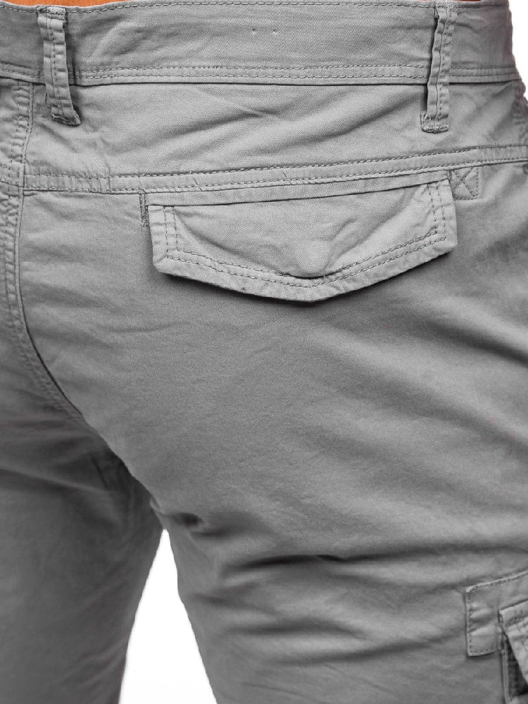 Gråa cargoshorts - Herrkläder zoomad bak