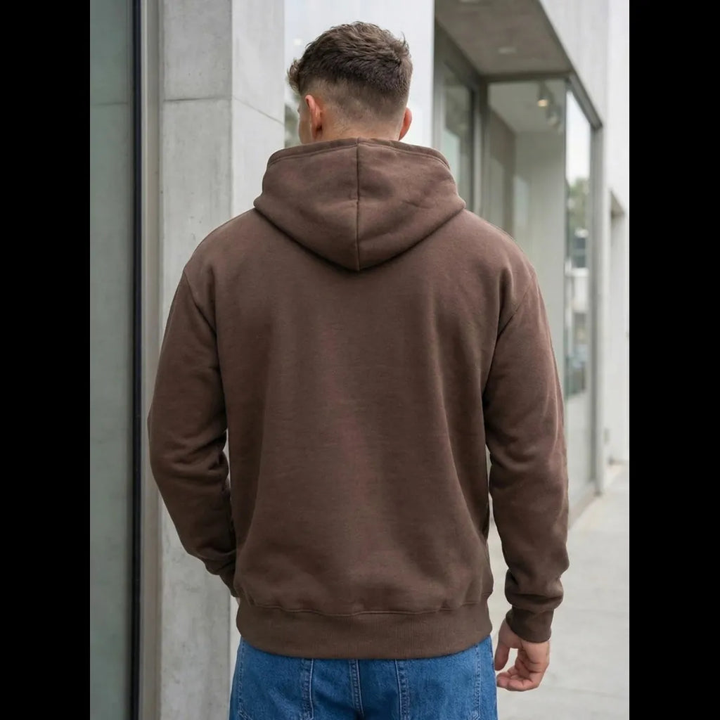 Mörkbrun hoodie herr vår sommar outfit