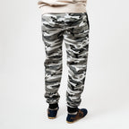 Camouflage Mjukisbyxor stockholm bakifrån