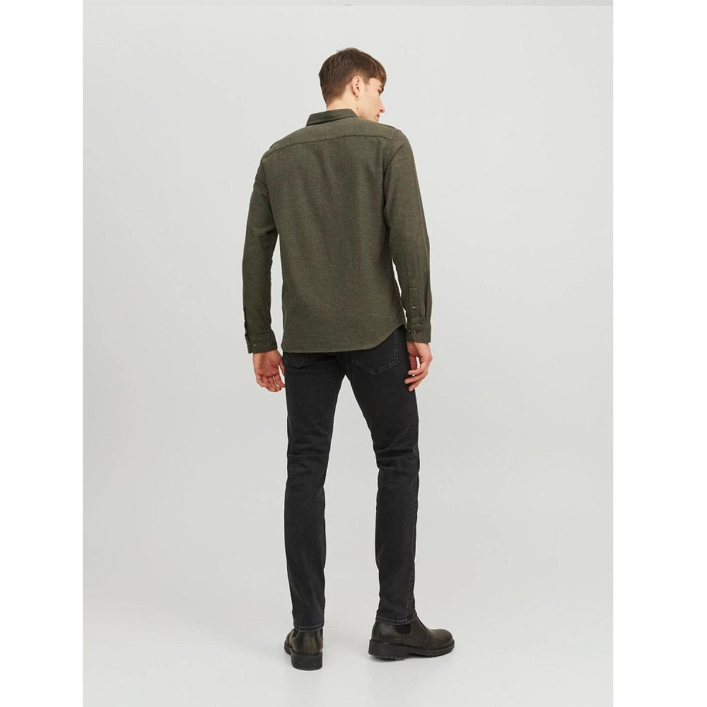 Långärmad herrskjorta i färgen Rosin från Jack and jones bakifrån