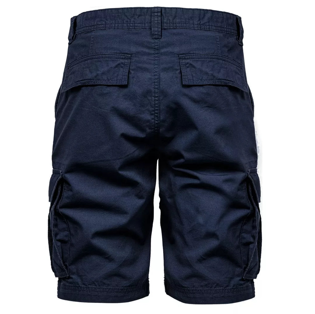 Mörkblåa cargoshorts från Amaci & Sons bakifrån