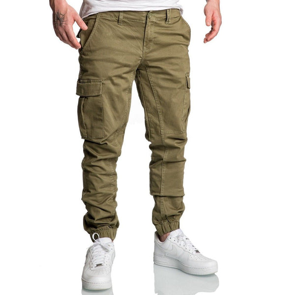 Olivgröna chino joggers 499 kr - Herrbyxor med cargofickor framifrån