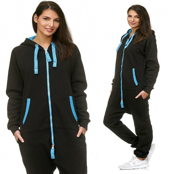 Supermysiga onesies med luva svart med blåa detaljer