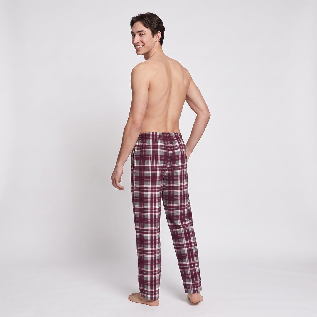 Röda pyjamasbyxor herr i fleece – relaxed straight fit bakifrån