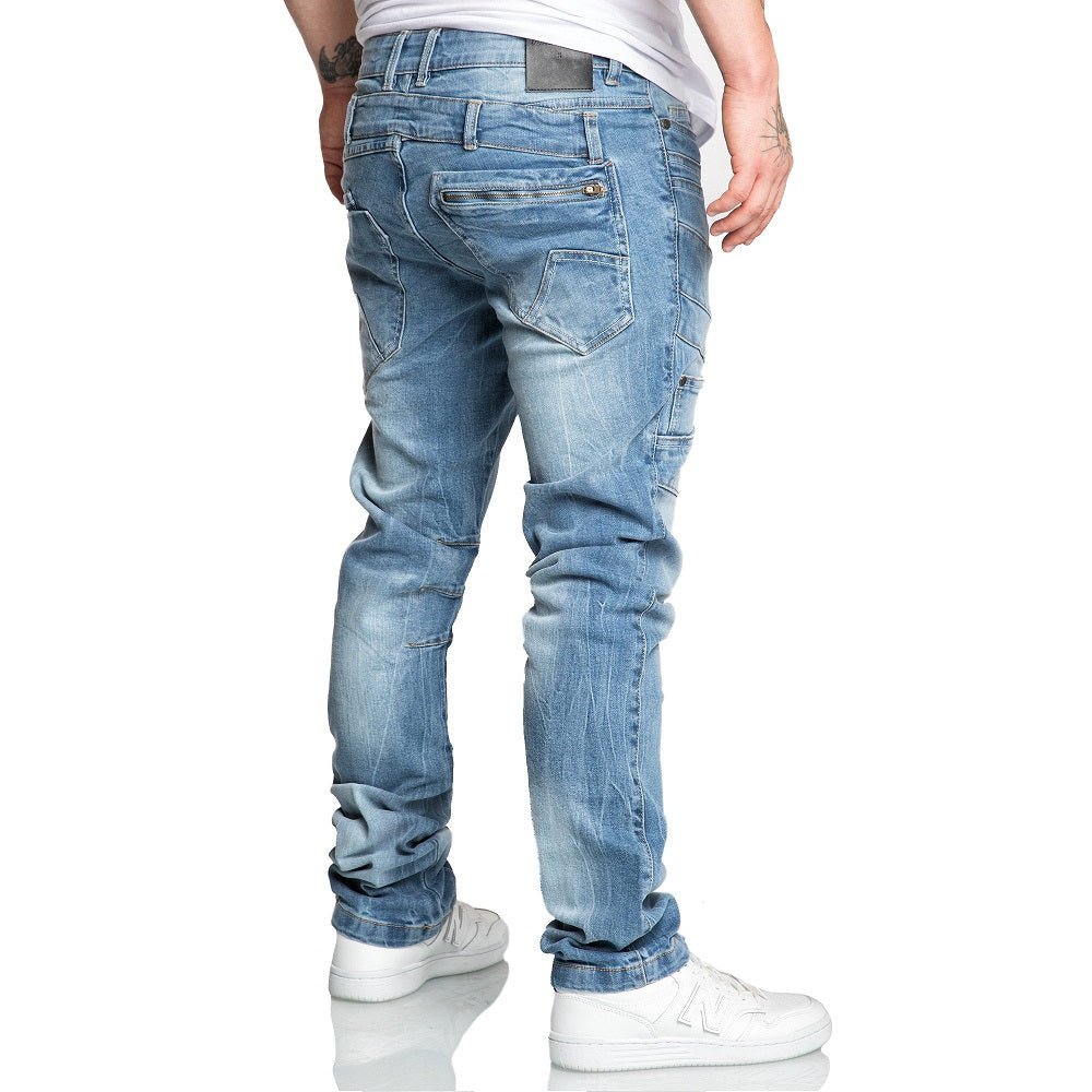 Ljusblåa herrjeans med stretch bild bakifrån