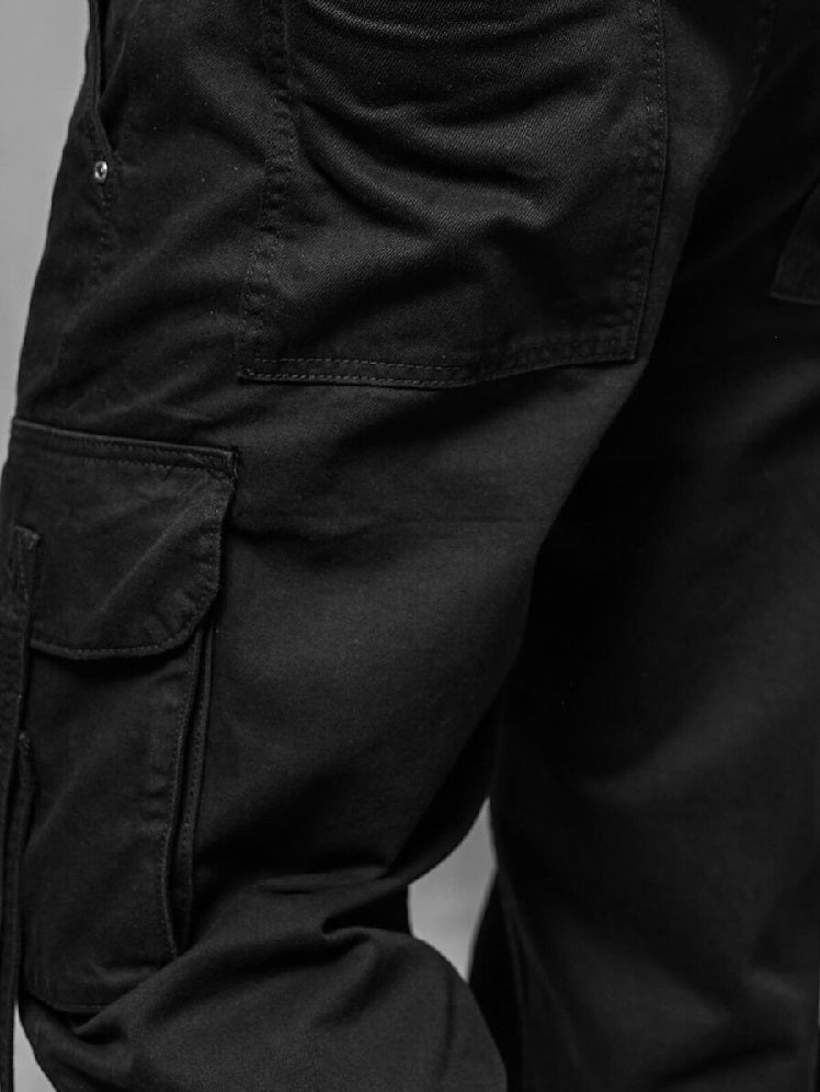 Herrbyxa cargo - Relaxed svart zoom