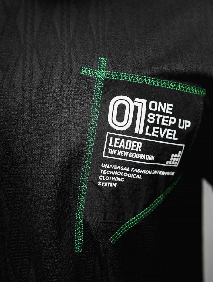 T-shirt med upphöjt mönster - Svart herr zoomad