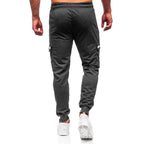 Grafitgrå byxa i cargomdell - Sweatpants bakifrån