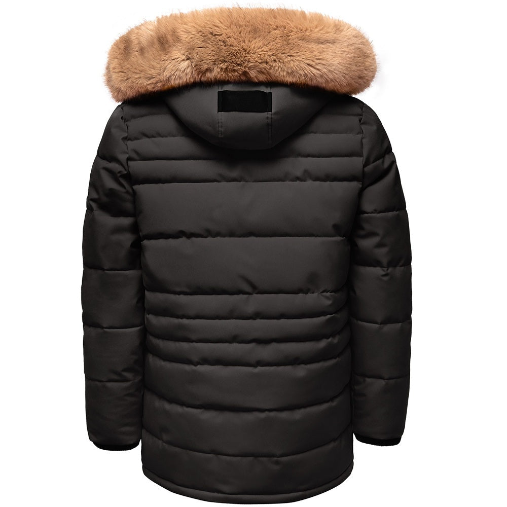 Svart parkas vinterjacka med huva bakifrån